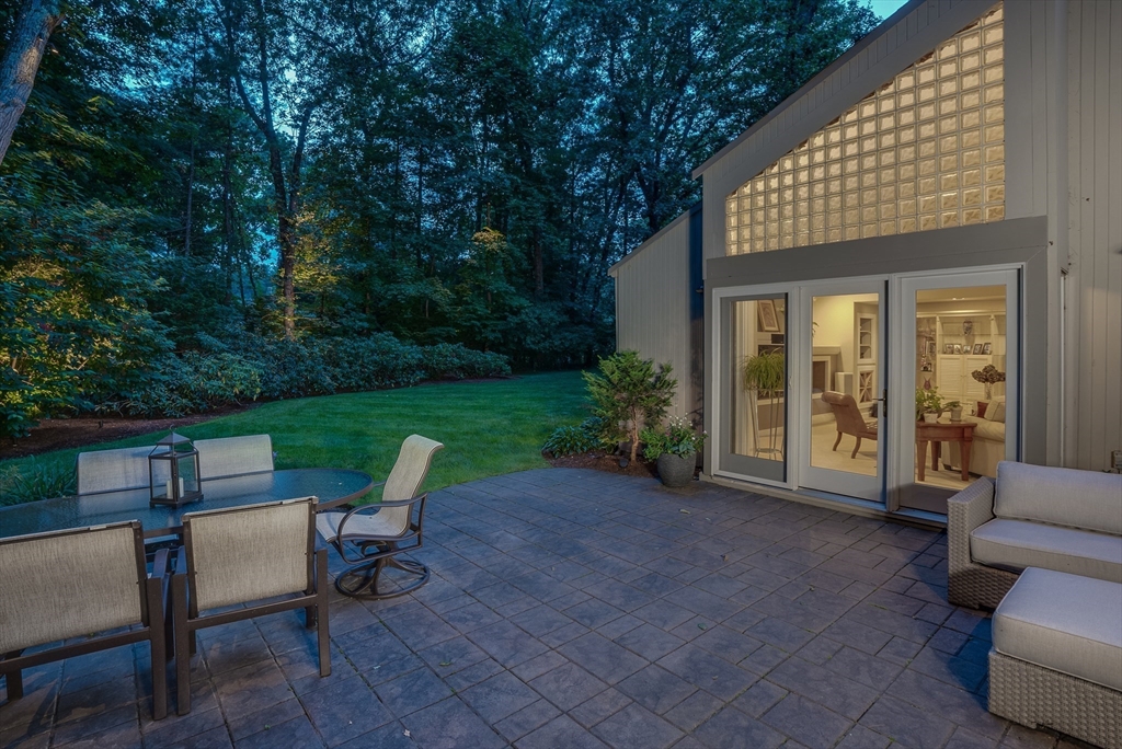 21 Hayden Ln