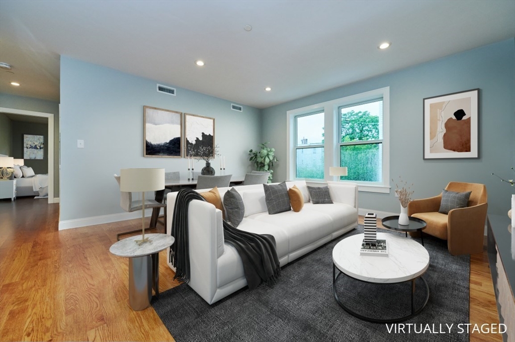 223 Saratoga St 203