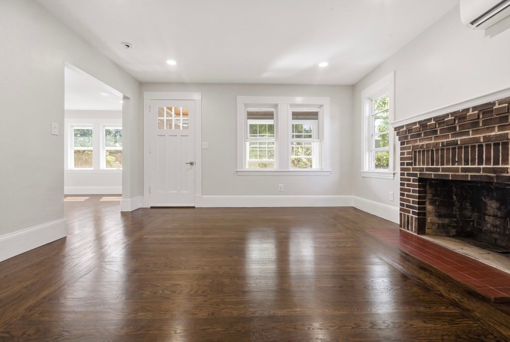 480 Summer St, Brockton, MA Photo #11