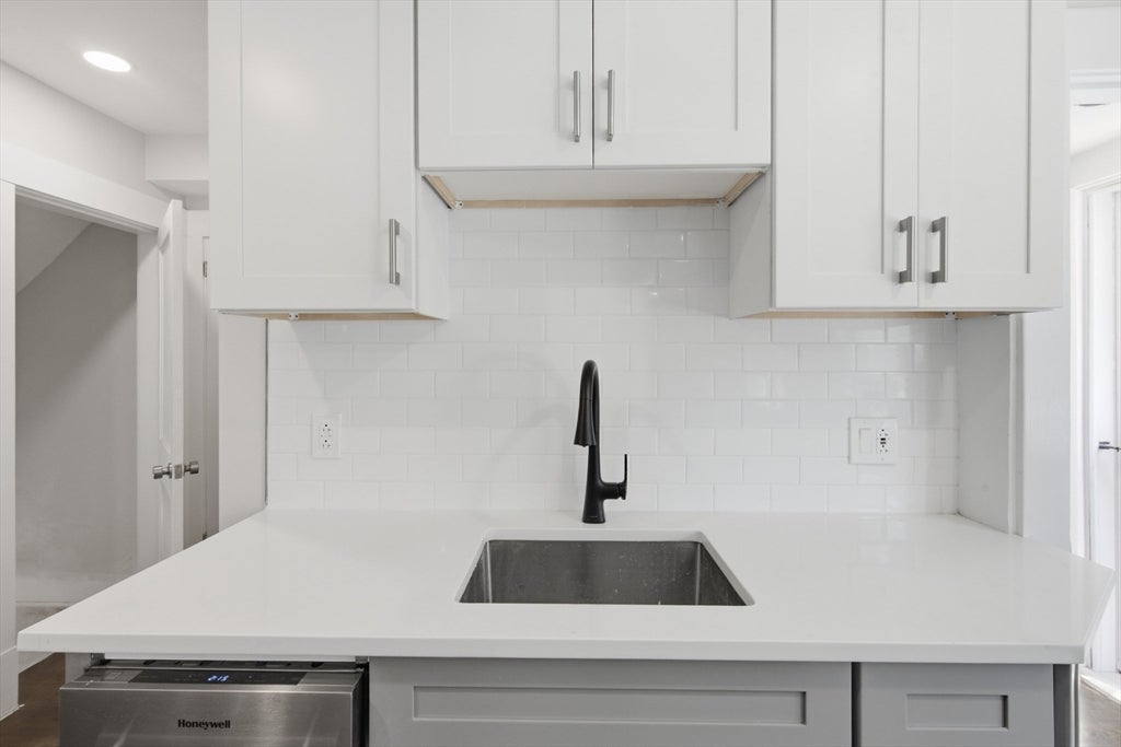 480 Summer St, Brockton, MA Photo #22