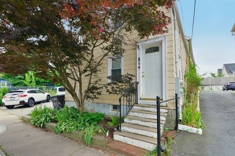 9 Clyde St 9 Somerville MA 02144