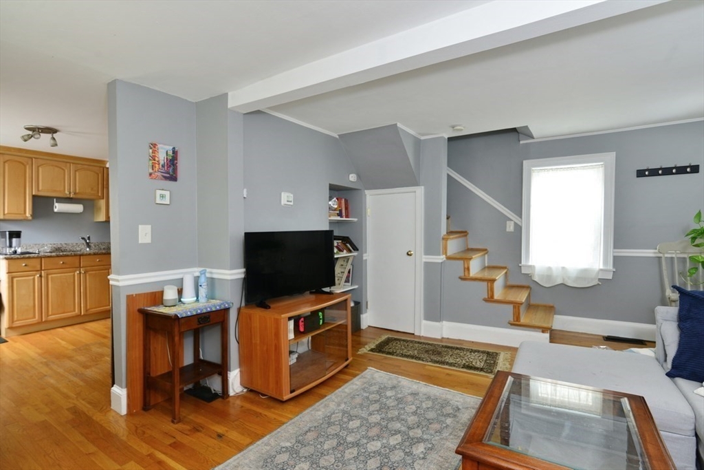 9 Clyde St 9