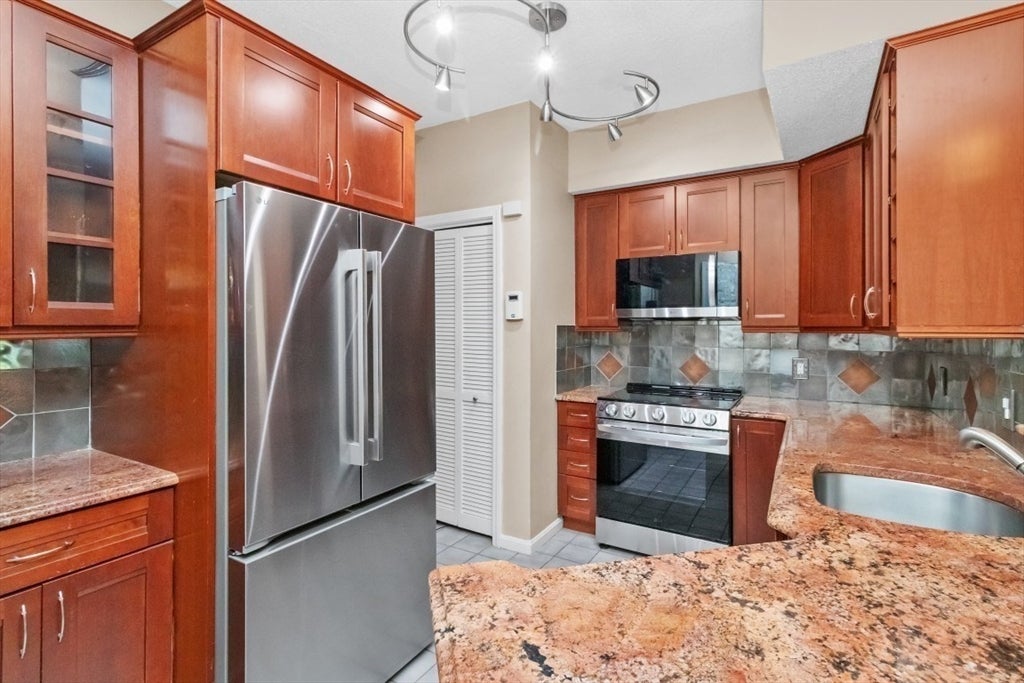 49 Bradford Commons Ln 49