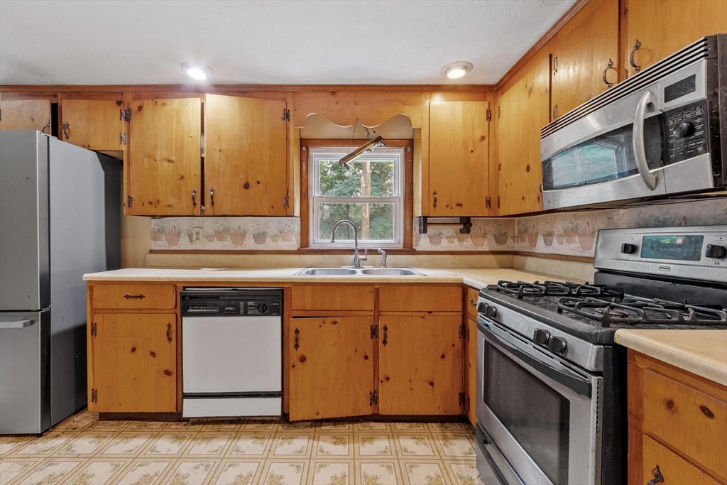 83 Mcclelland Rd