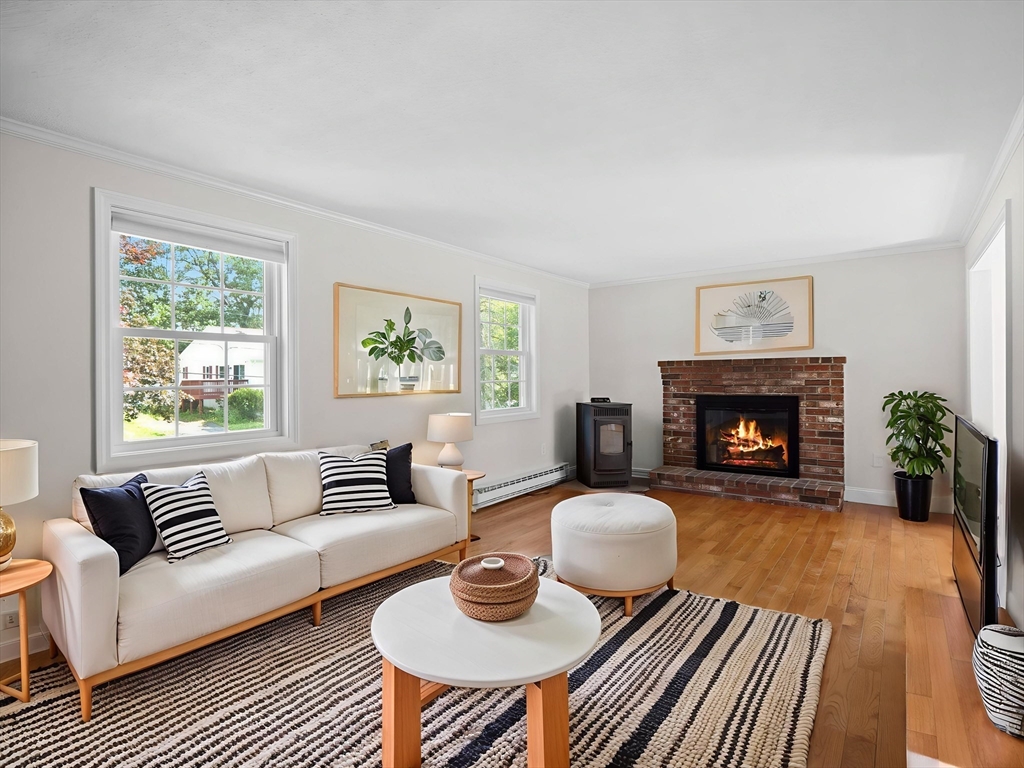 111 Autran Ave