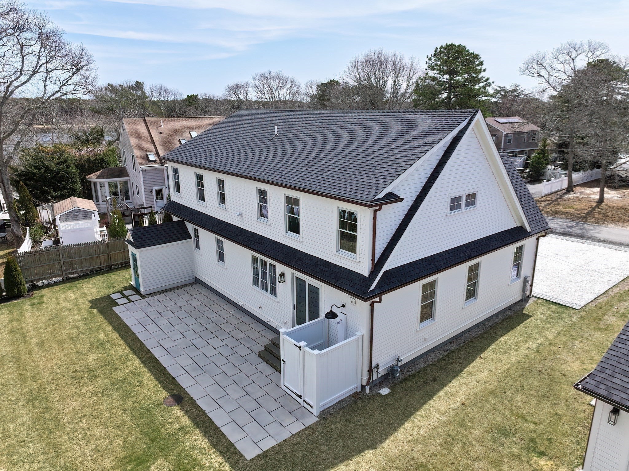 72 Woodside Dr.