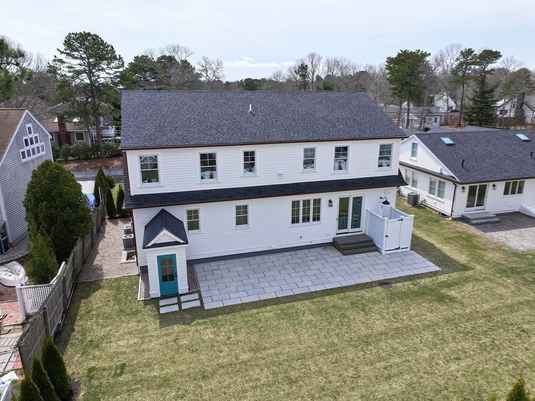 72 Woodside Dr.