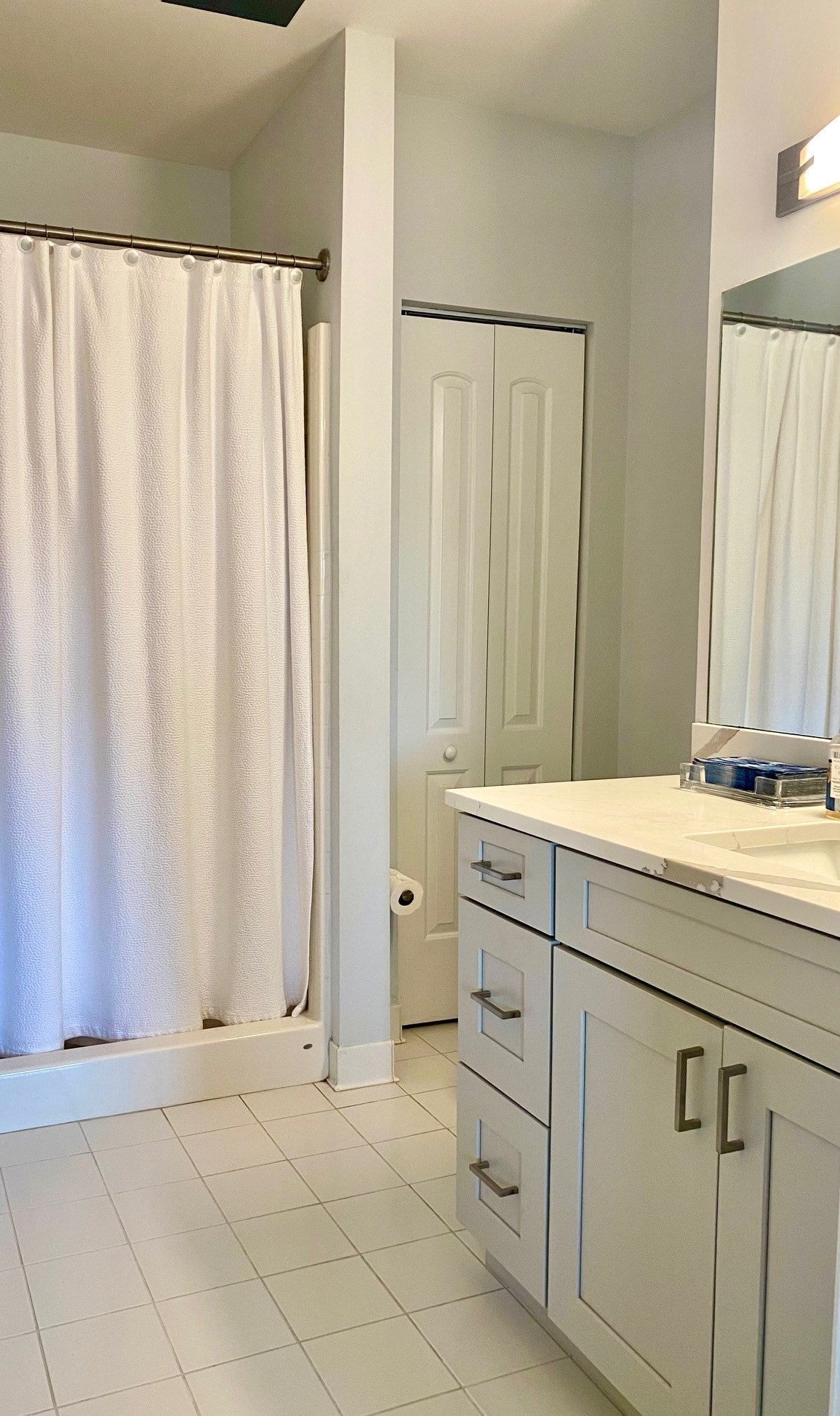 52 Lawrence Dr #601, Lowell, MA, 52 Lawrence Dr #601, Lowell, MA Photo #9