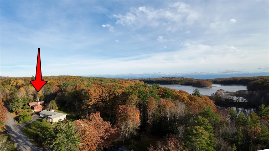 17 Crowningshield Dr