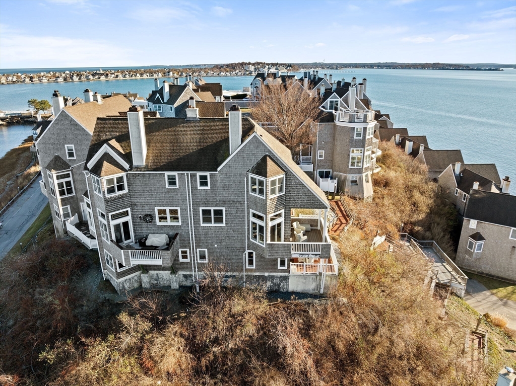 1 Spinnaker Hill Ln 1