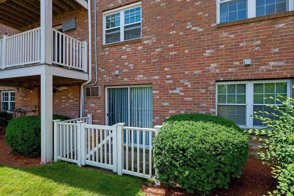 7 Karen Cir 4