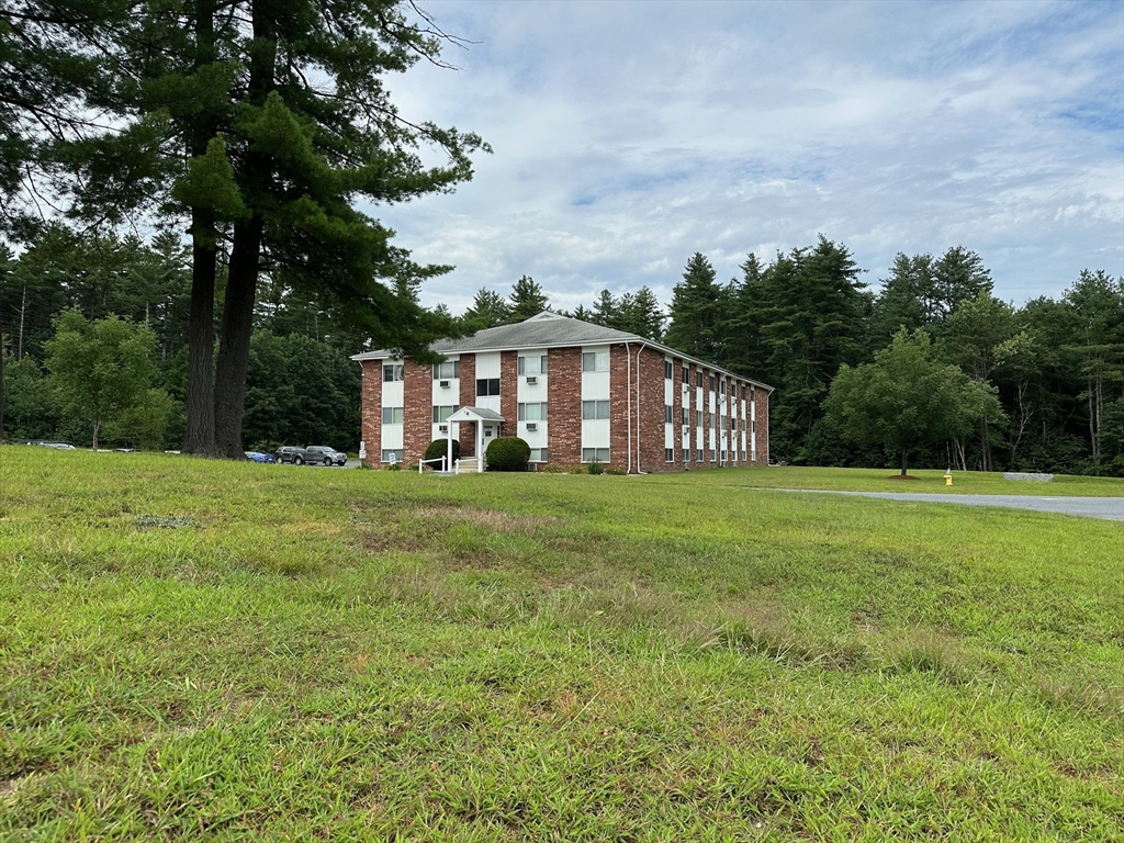5 Turnpike Rd. 225