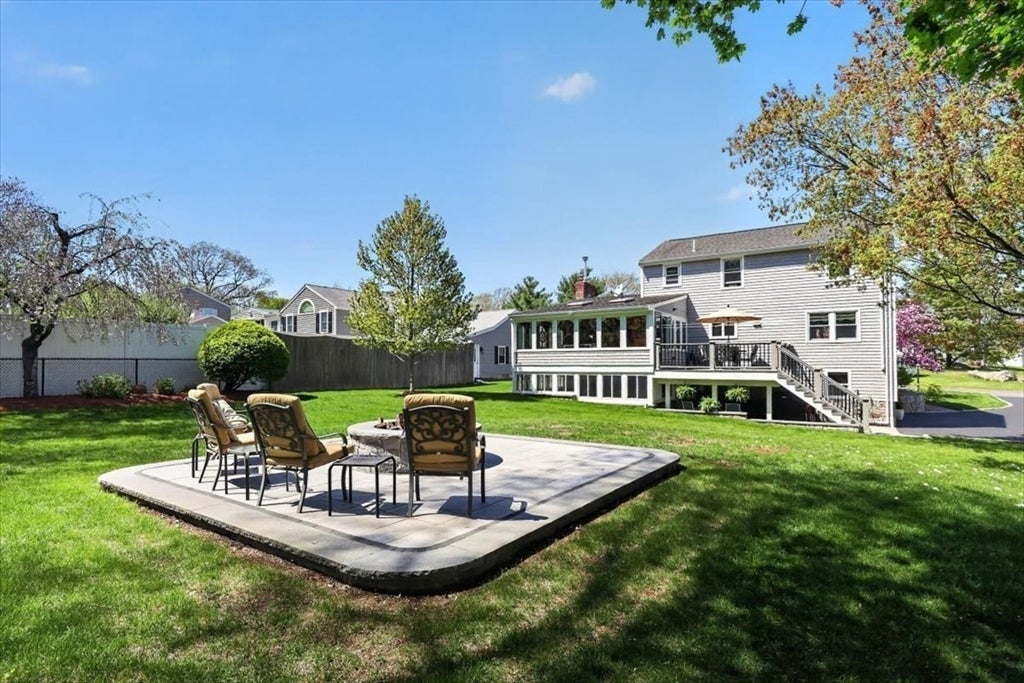 111 Barstow Dr, Braintree, MA Photo #26
