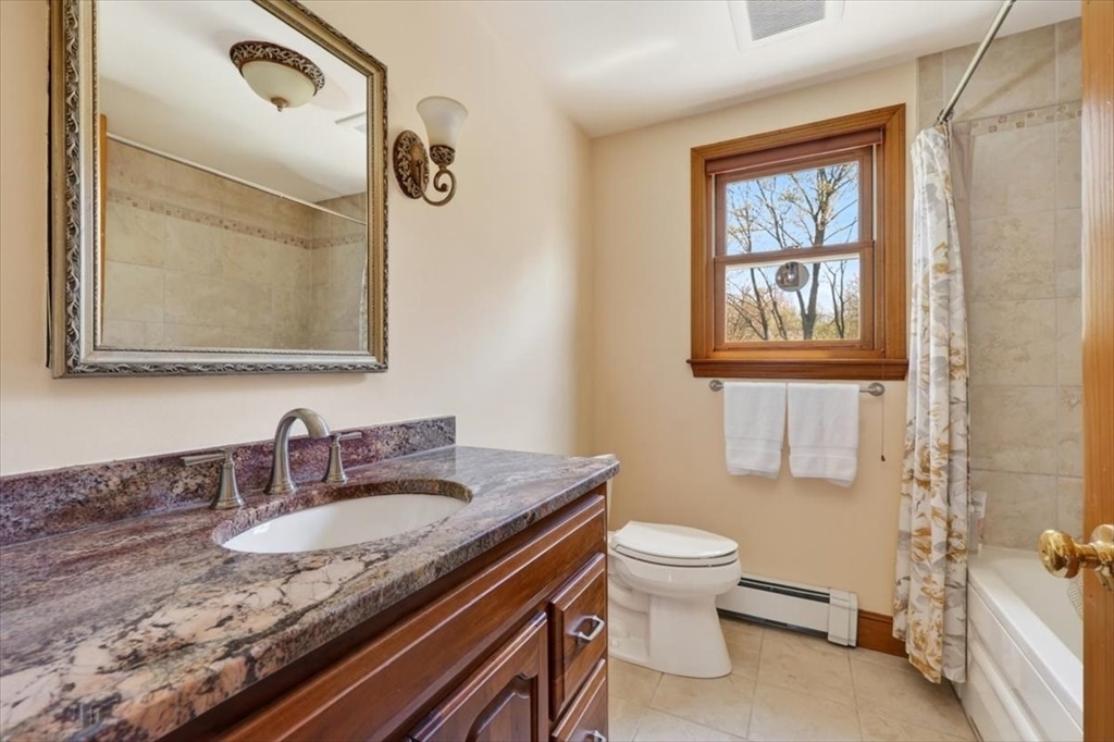 111 Barstow Dr, Braintree, MA Photo #16
