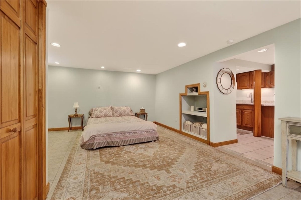 111 Barstow Dr, Braintree, MA Photo #21
