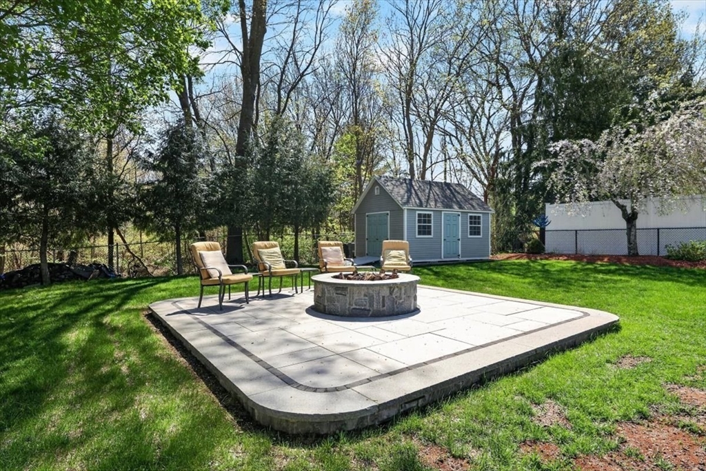 111 Barstow Dr, Braintree, MA Photo #27
