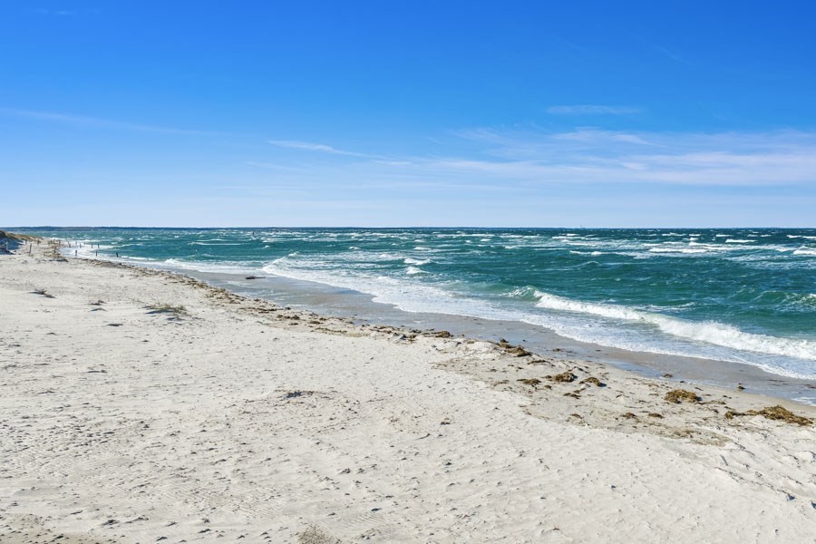 Dennis, Massachusetts 02638, United States, 4 Bedrooms Bedrooms, ,5 BathroomsBathrooms,Residential,Active,243074