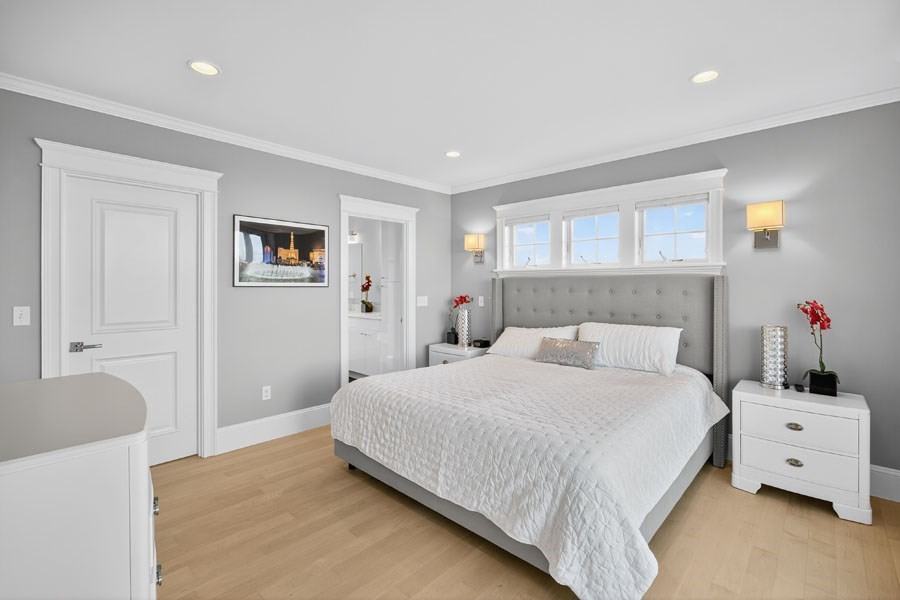 Dennis, Massachusetts 02638, United States, 4 Bedrooms Bedrooms, ,5 BathroomsBathrooms,Residential,Active,243074