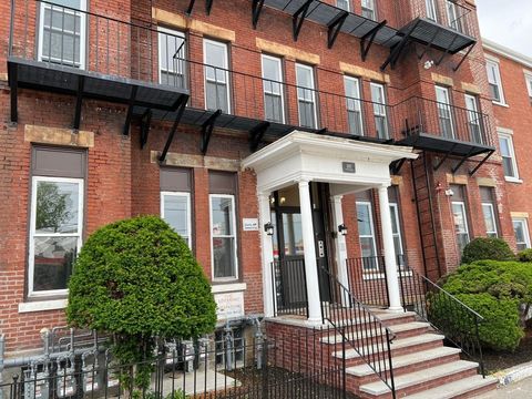 Photo of 197 Appleton Street #123, Lowell, MA 01852 (MLS # 73481342)