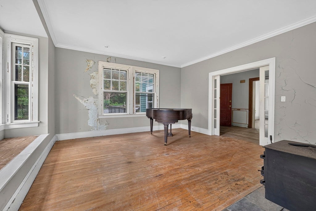 35 Leominster Rd, Lunenburg, MA Photo #7