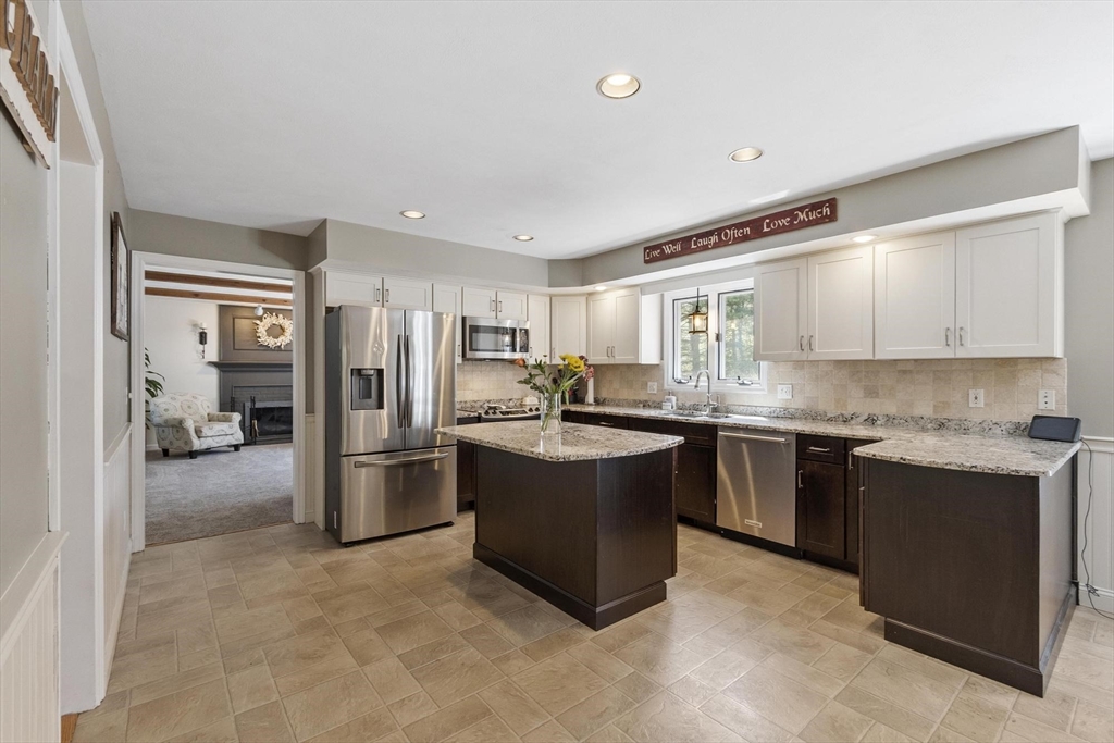4 Ridge Rd, Pepperell, MA, 4 Ridge Rd, Pepperell, MA Photo #9