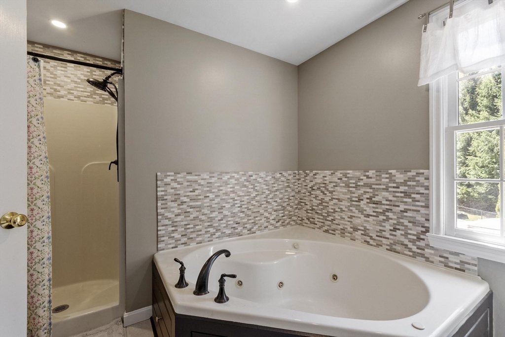 4 Ridge Rd, Pepperell, MA, 4 Ridge Rd, Pepperell, MA Photo #24