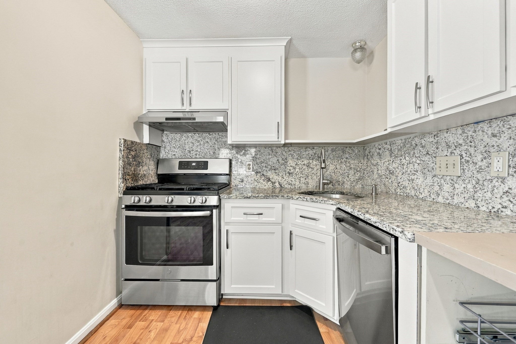 30 Mountain Gate Road #30, Ashland, MA Photo #8