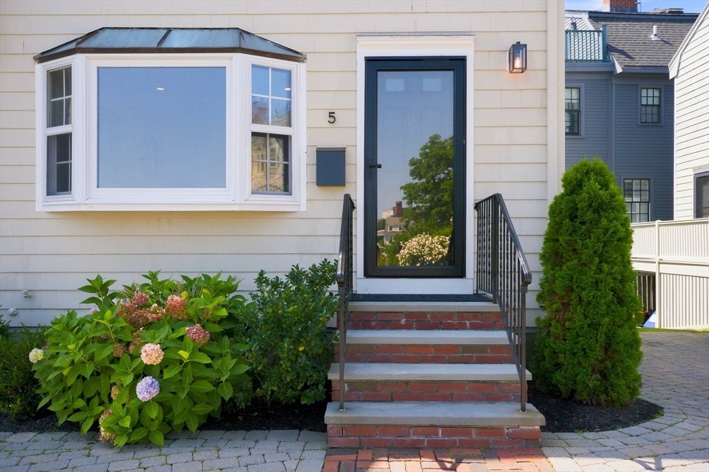 5 Leslie Cove, Marblehead, MA Photo #3
