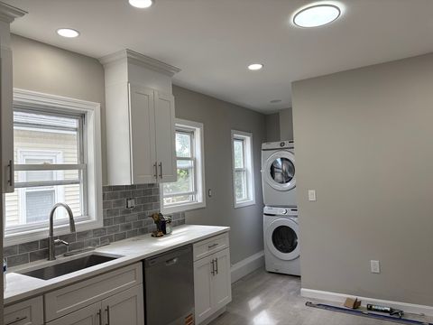 Photo of 188 Sheridan Ave #2, Medford, MA 02155 (MLS # 73507560)