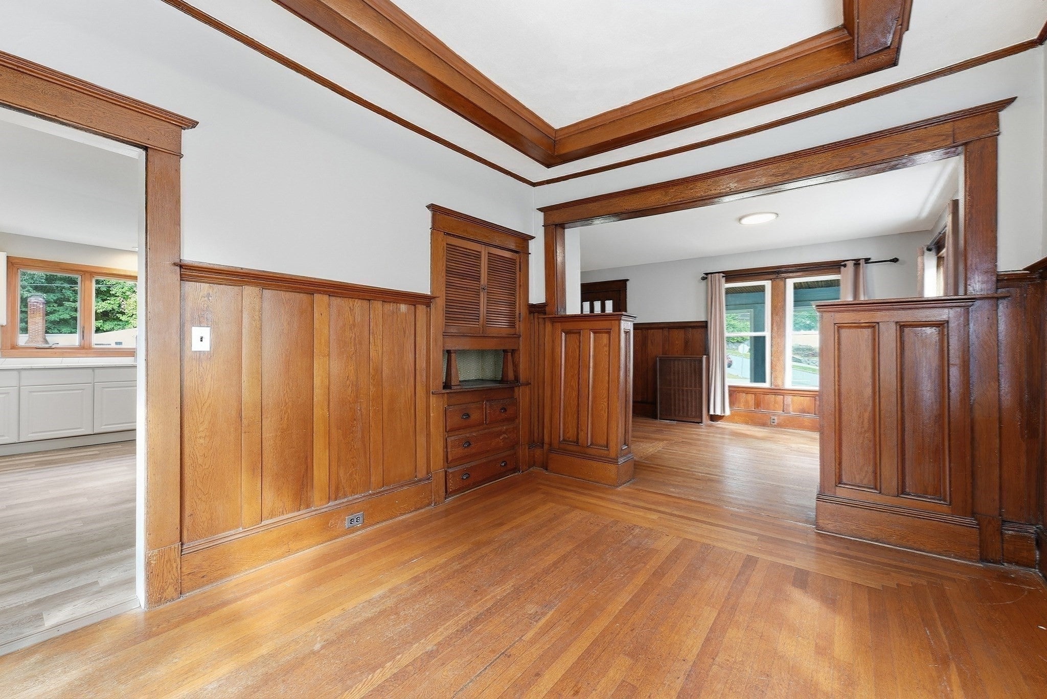102 Tiffany St, Springfield, MA Photo #14