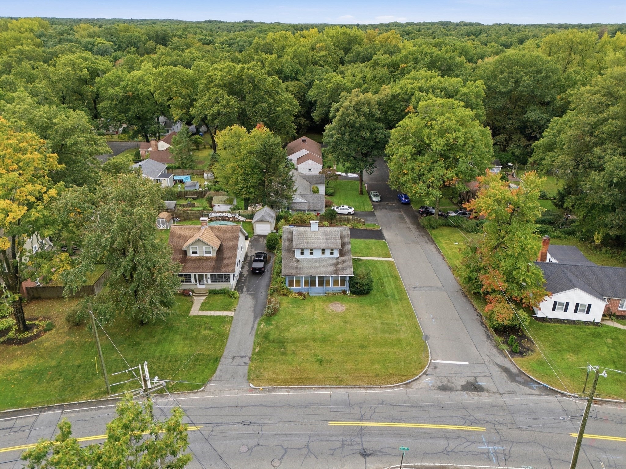 102 Tiffany St, Springfield, MA Photo #32