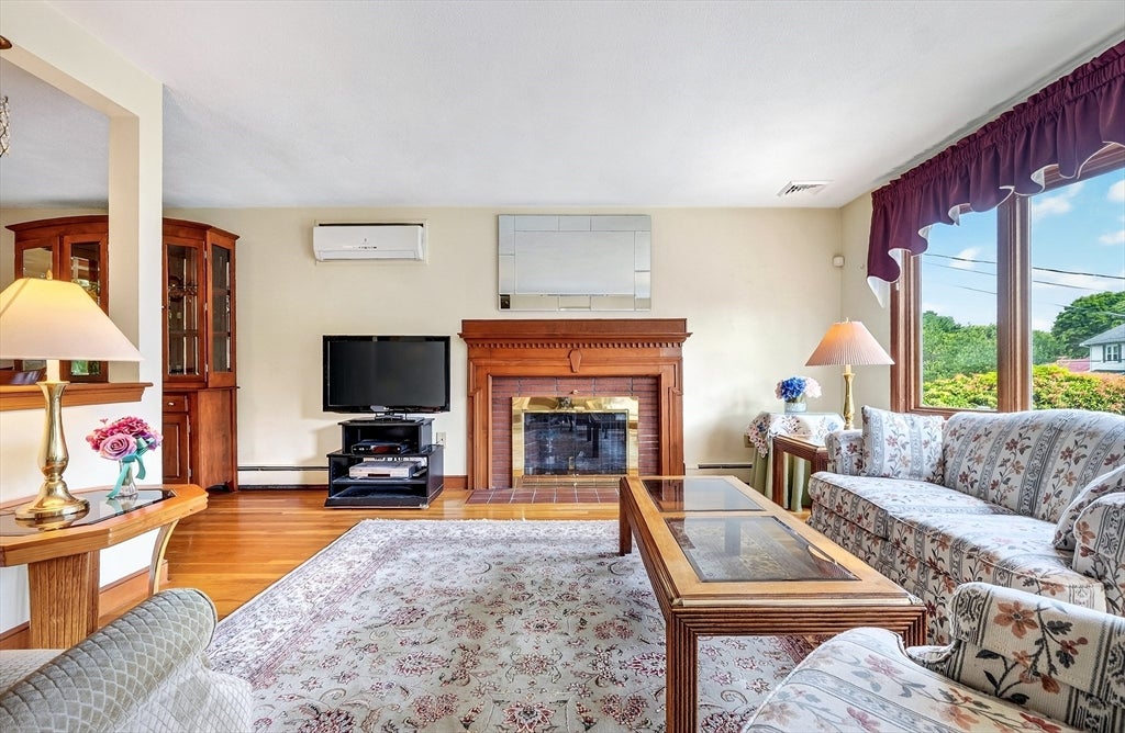 56 Nowell Rd, Melrose, MA, 56 Nowell Rd, Melrose, MA Photo #5