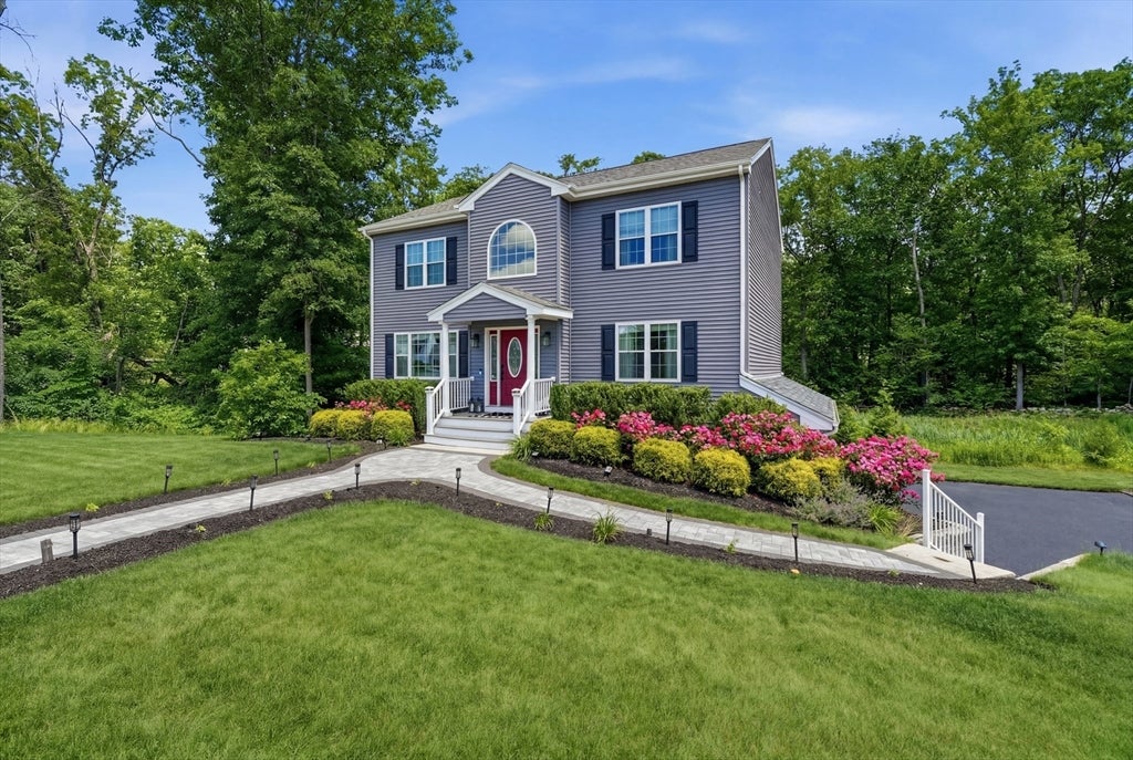 23 Richard K Stevens Dr, North Attleboro, MA Photo #1