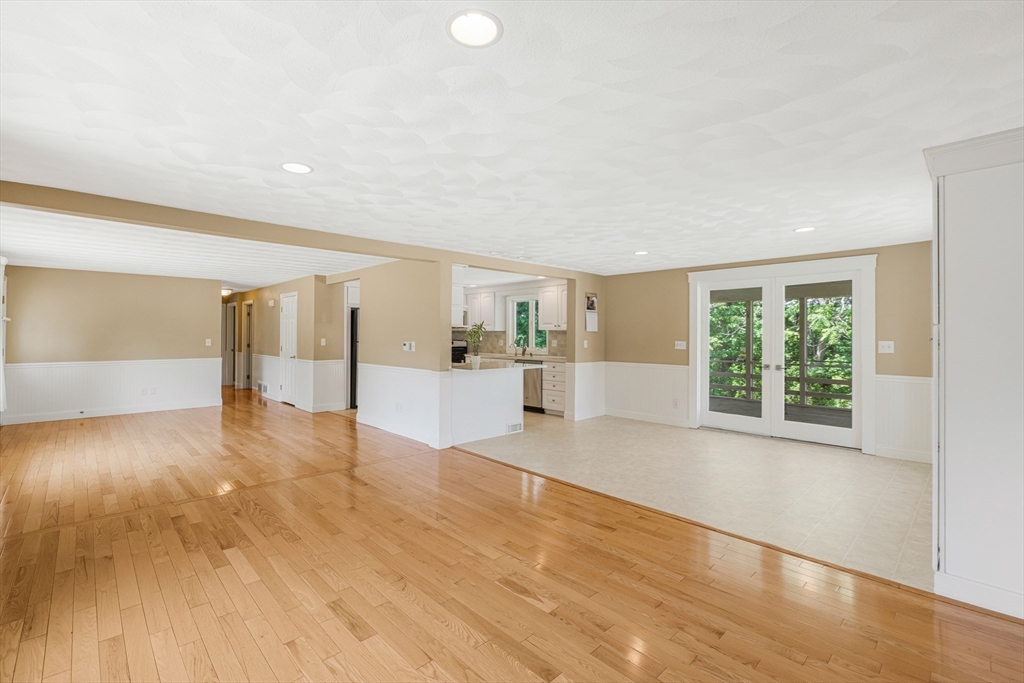 14 Raymond Rd