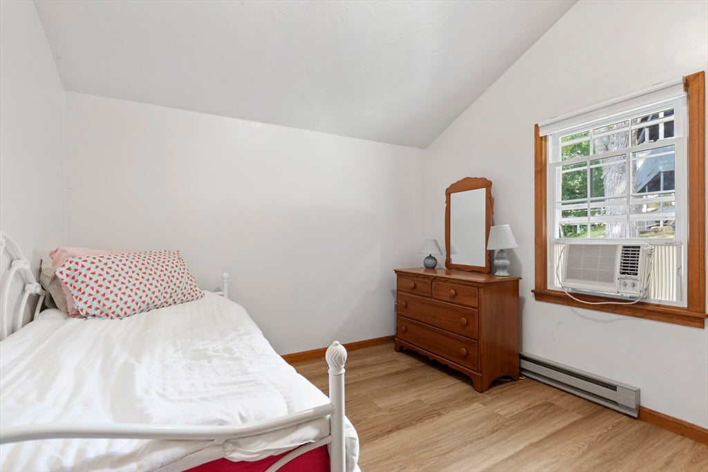 4 Shore Ln, Holland, MA Photo #18