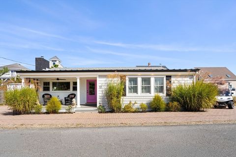 12 Barker St Newburyport MA 01950