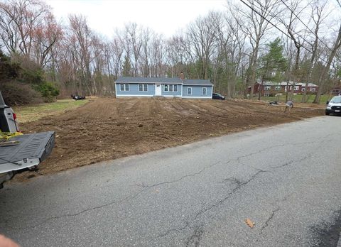 Photo of 8 Galloway Road, Chelmsford, MA 01824 (MLS # 73502617)