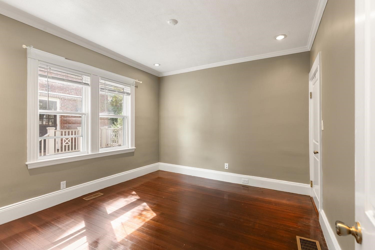 51 Wolcott Rd #1, Brookline, MA Photo #23