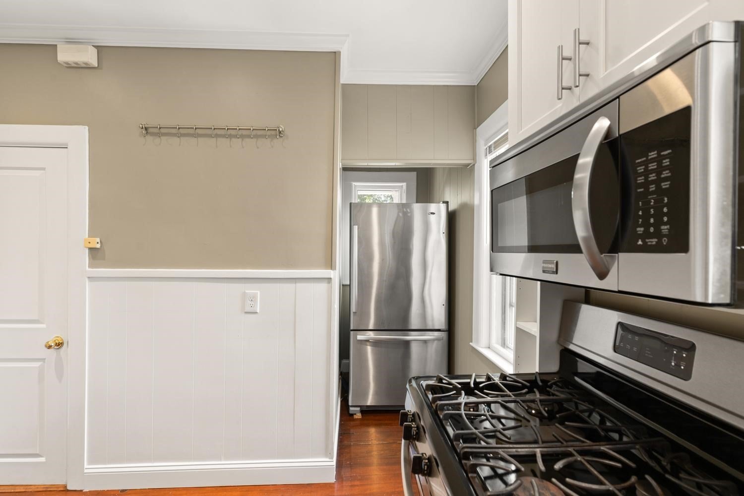 51 Wolcott Rd #1, Brookline, MA Photo #16