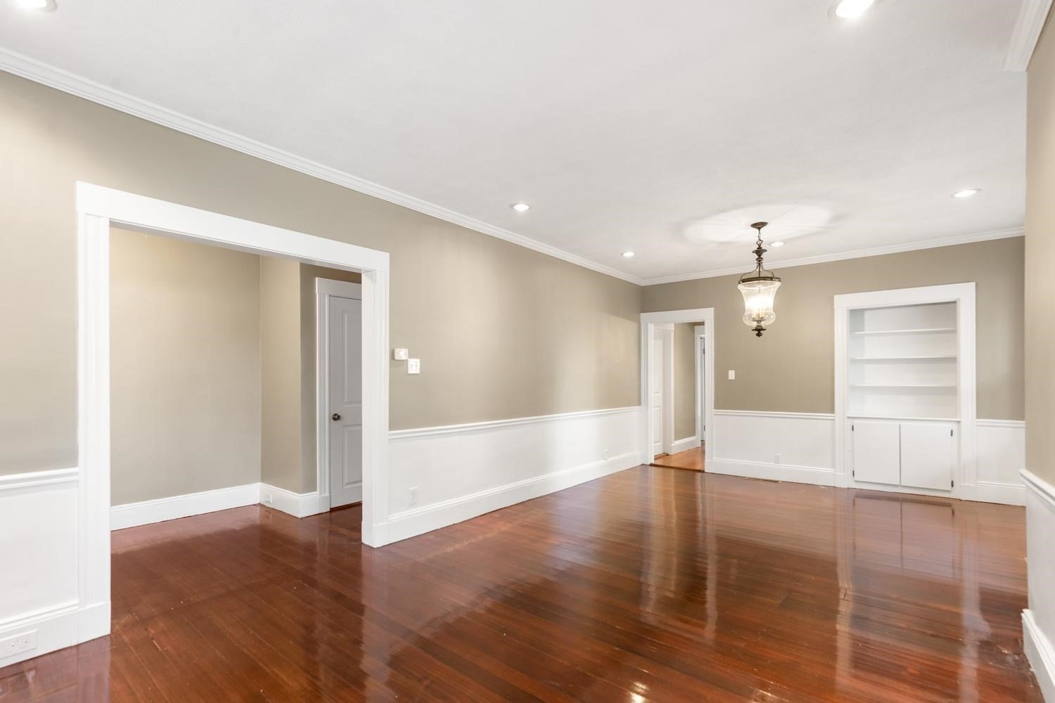 51 Wolcott Rd #1, Brookline, MA Photo #6
