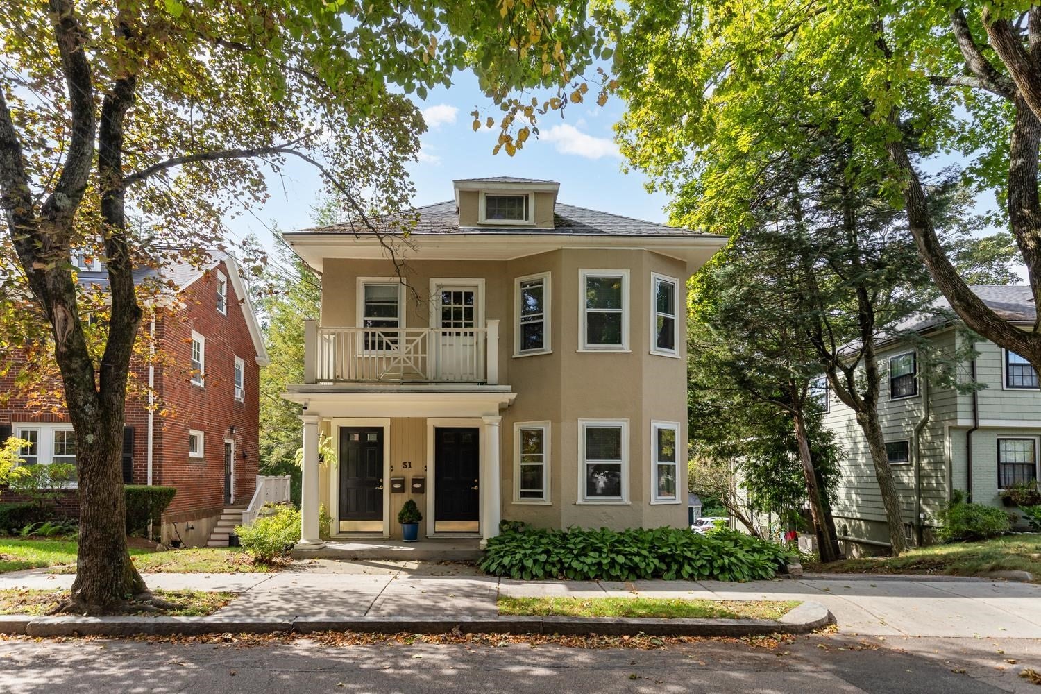 51 Wolcott Rd #1, Brookline, MA Photo #27
