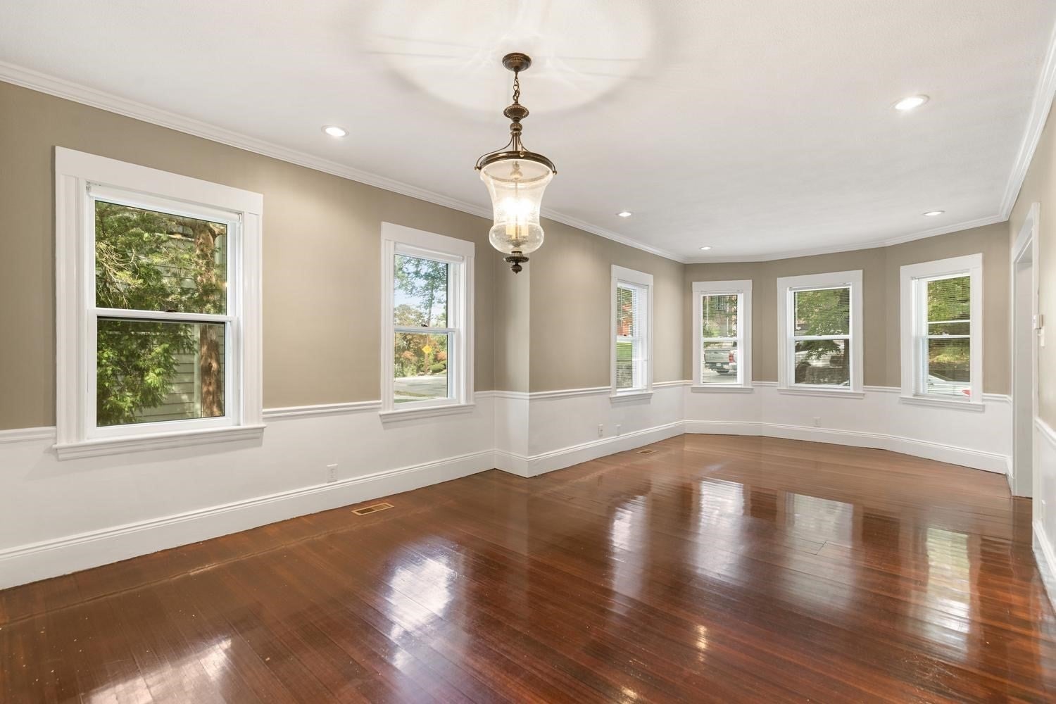 51 Wolcott Rd #1, Brookline, MA Photo #1