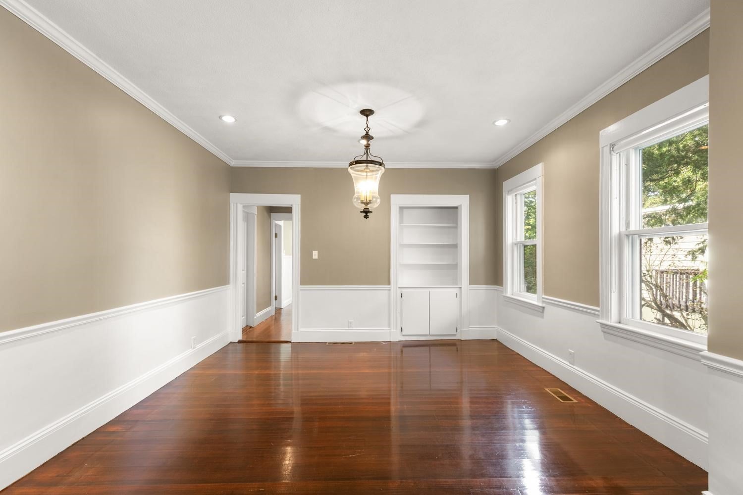 51 Wolcott Rd #1, Brookline, MA Photo #24