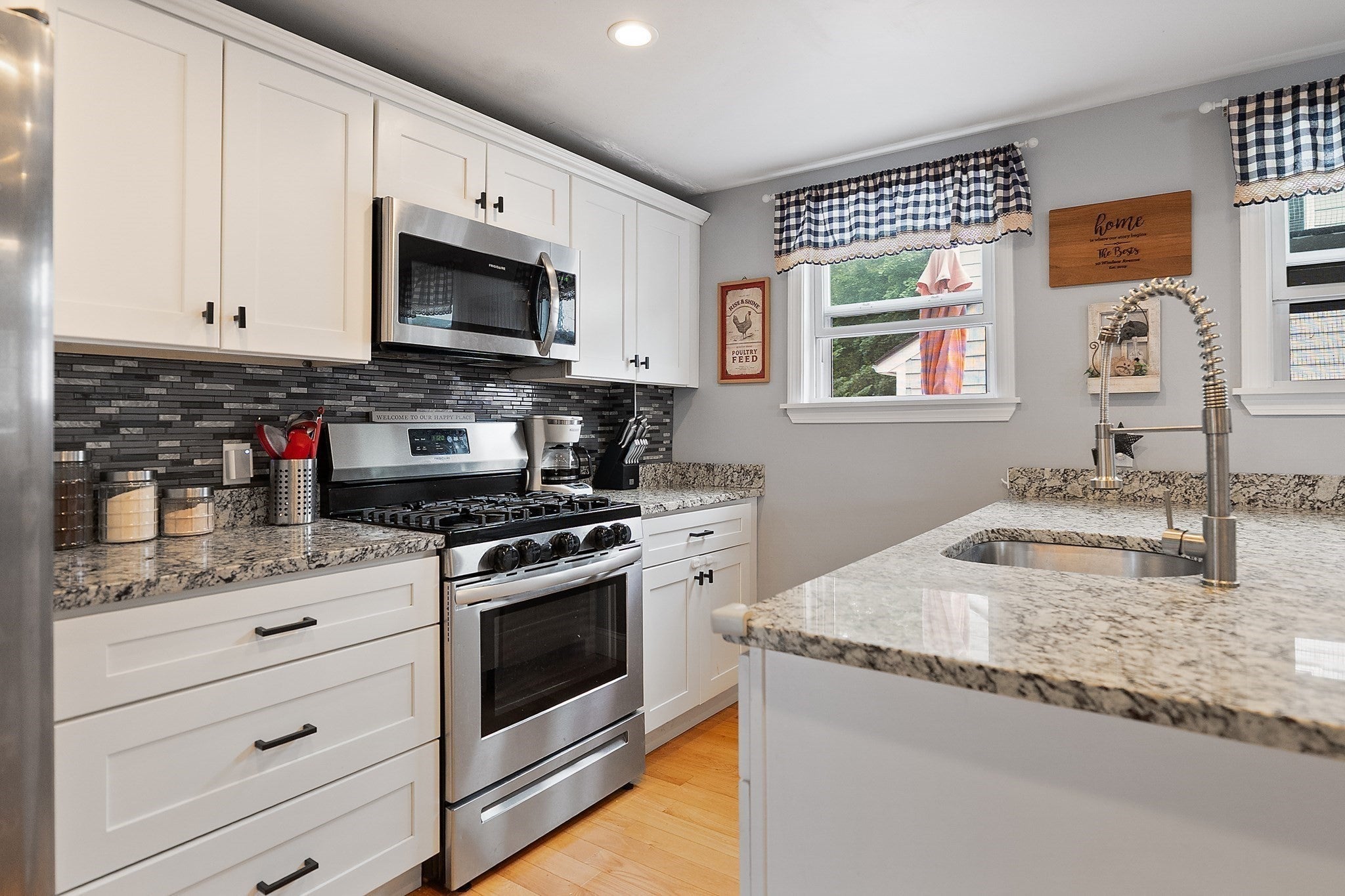 10 Windsor Ave, Lynn, MA, 10 Windsor Ave, Lynn, MA Photo #7