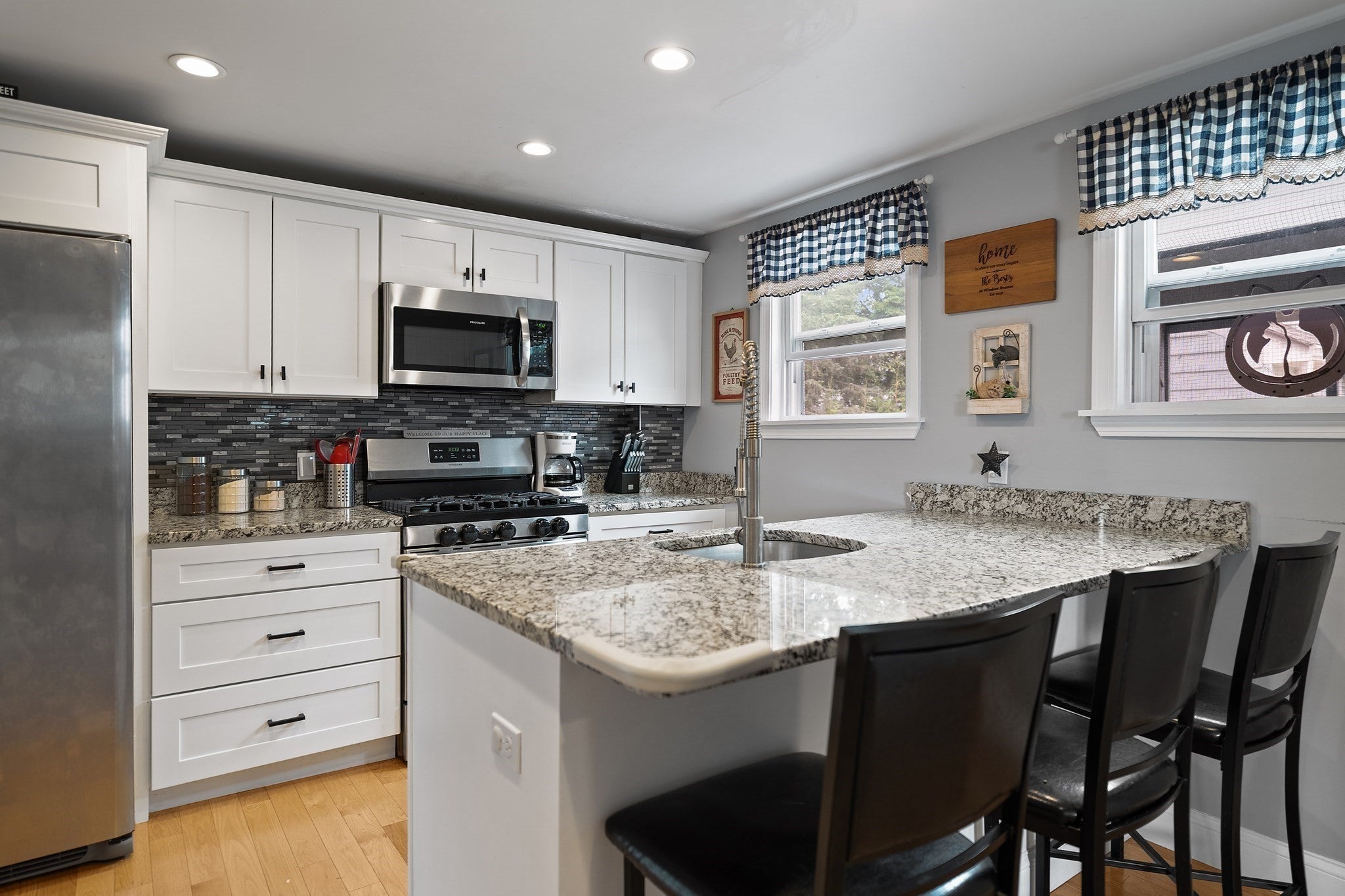 10 Windsor Ave, Lynn, MA, 10 Windsor Ave, Lynn, MA Photo #6