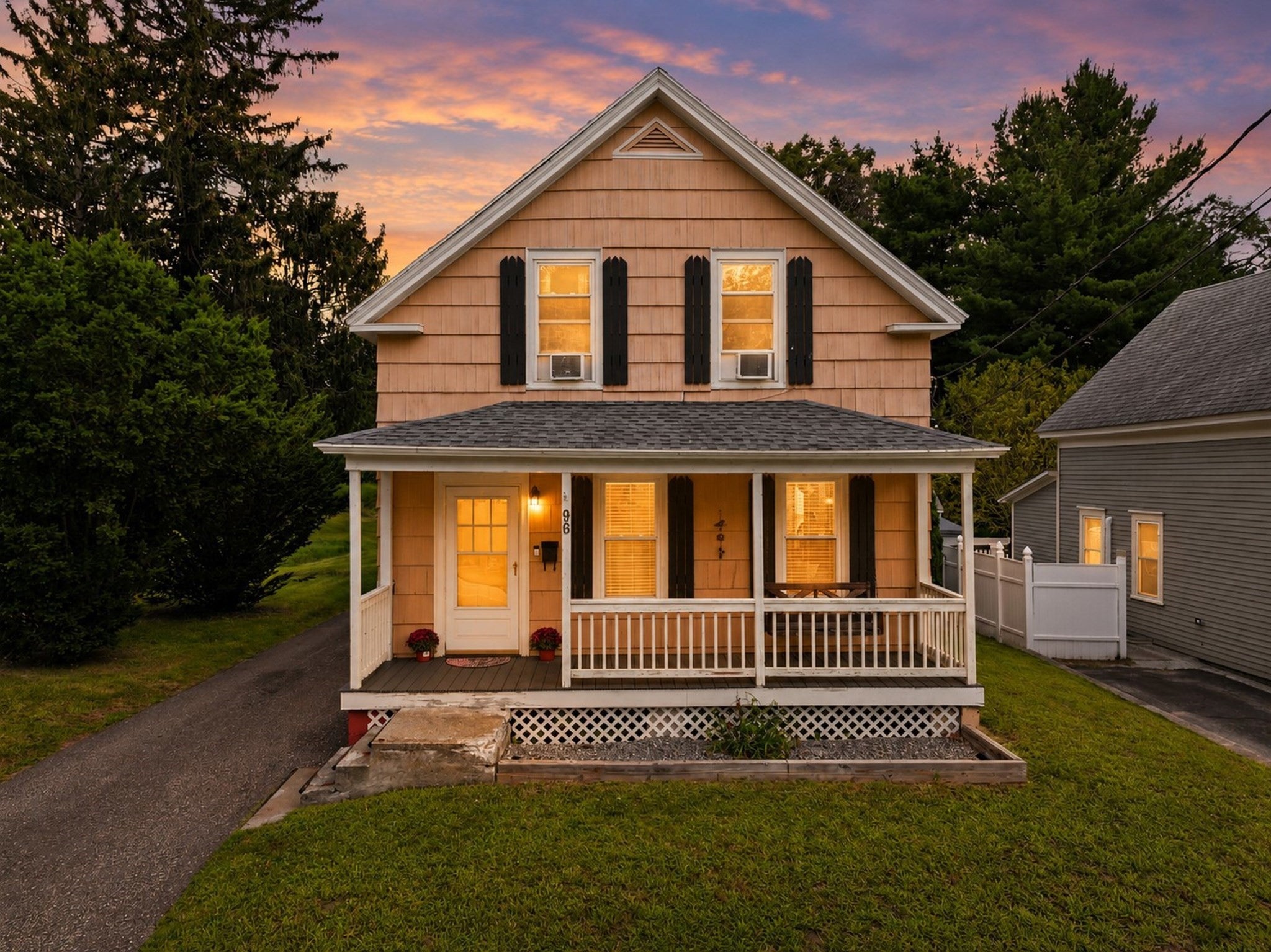 96 Apricot St, Worcester, MA, 96 Apricot St, Worcester, MA Photo #2