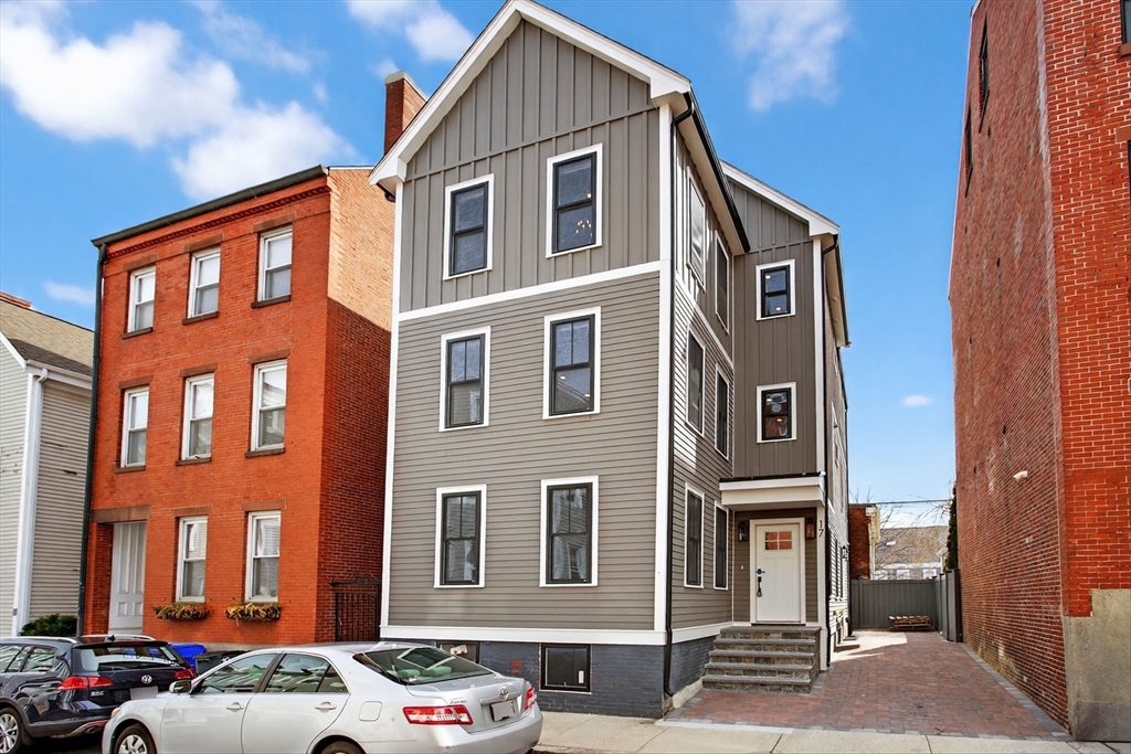 17 Allston Street 17