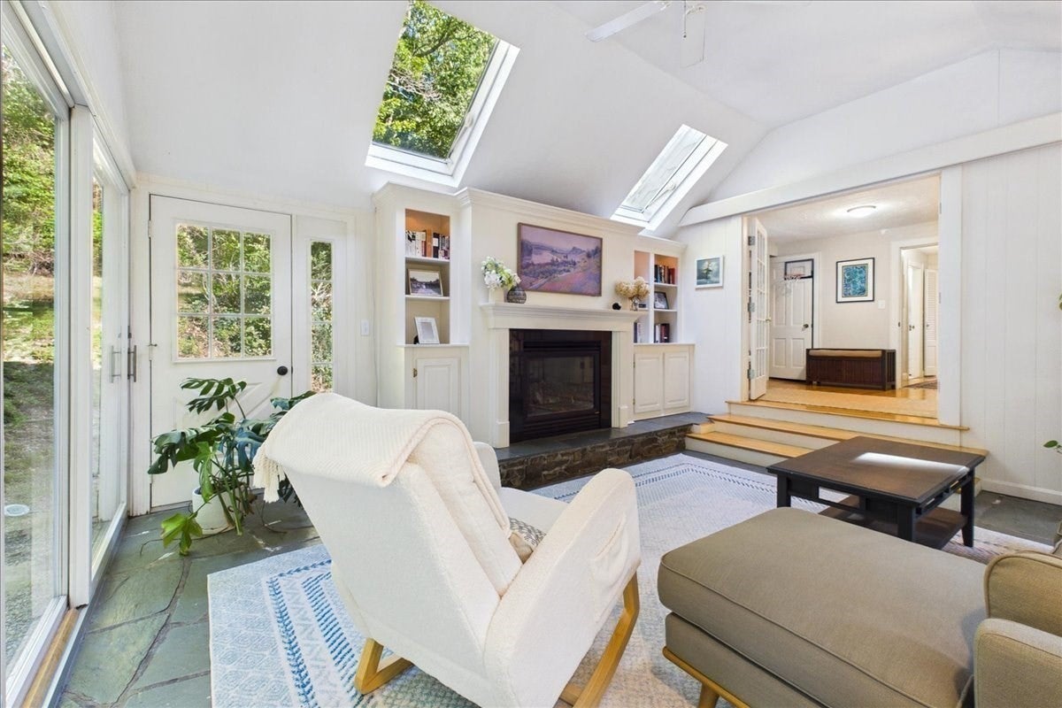 13 Millbrook Rd, Westwood, MA, 13 Millbrook Rd, Westwood, MA Photo #10