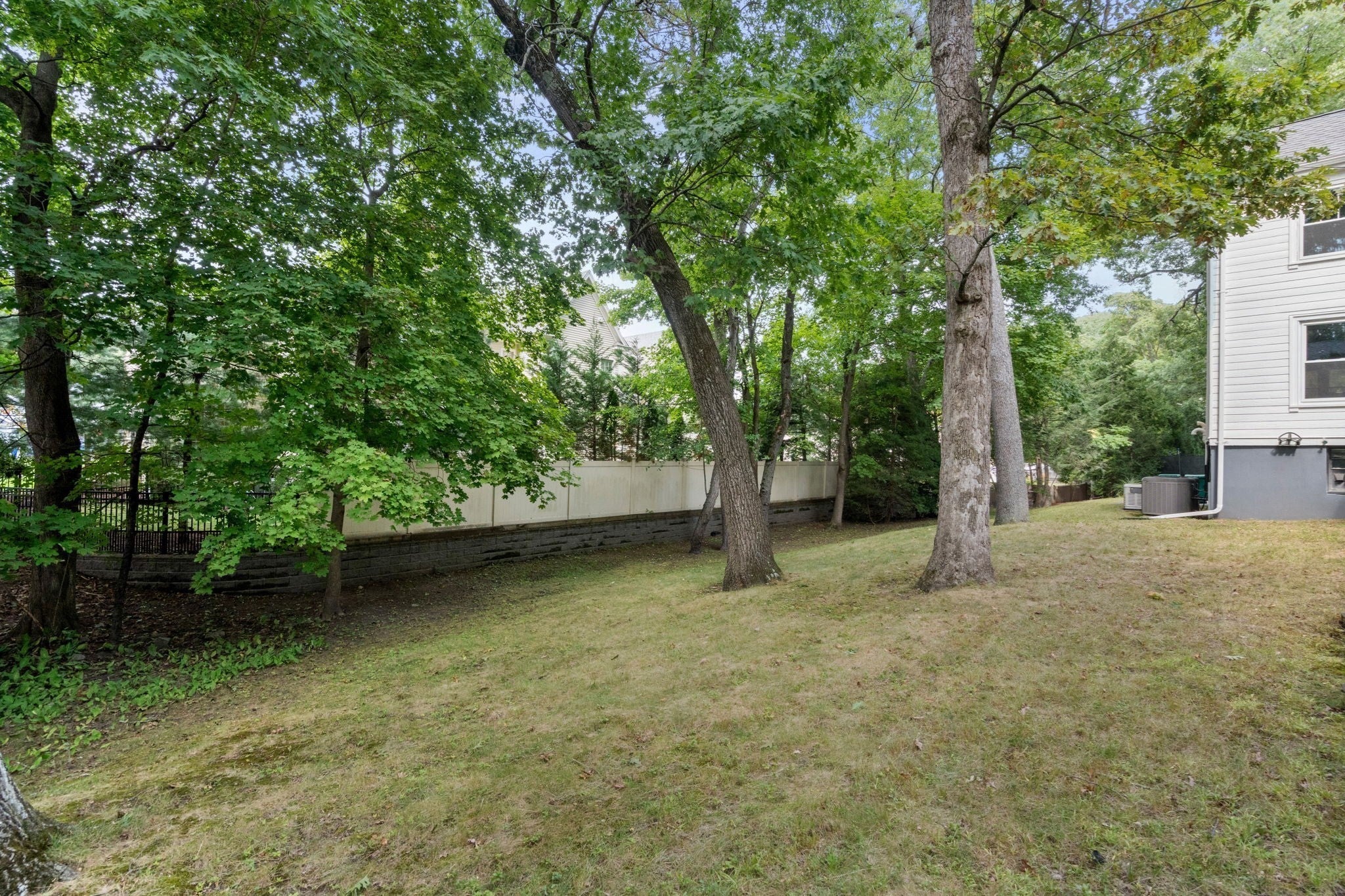 575 Chestnut Street, Newton, MA, 575 Chestnut Street, Newton, MA Photo #38