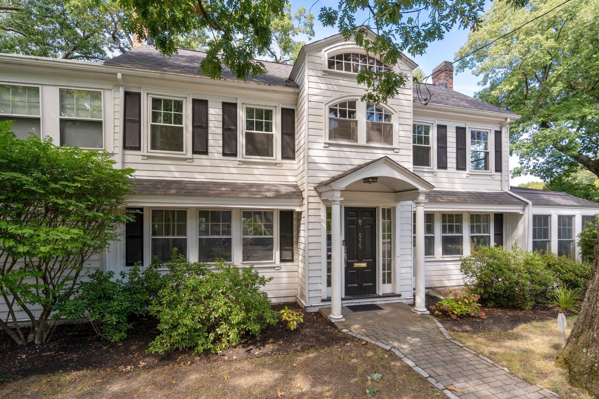 Photo of 575 Chestnut Street, Newton, MA